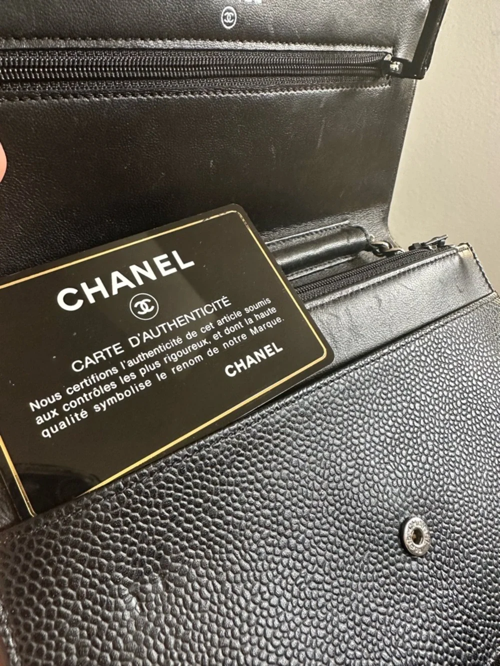 CHANEL Caviar Leather Crossbody Wallet with Silver Chain